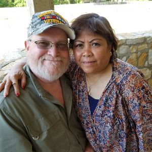 Meet your Posher, Ester